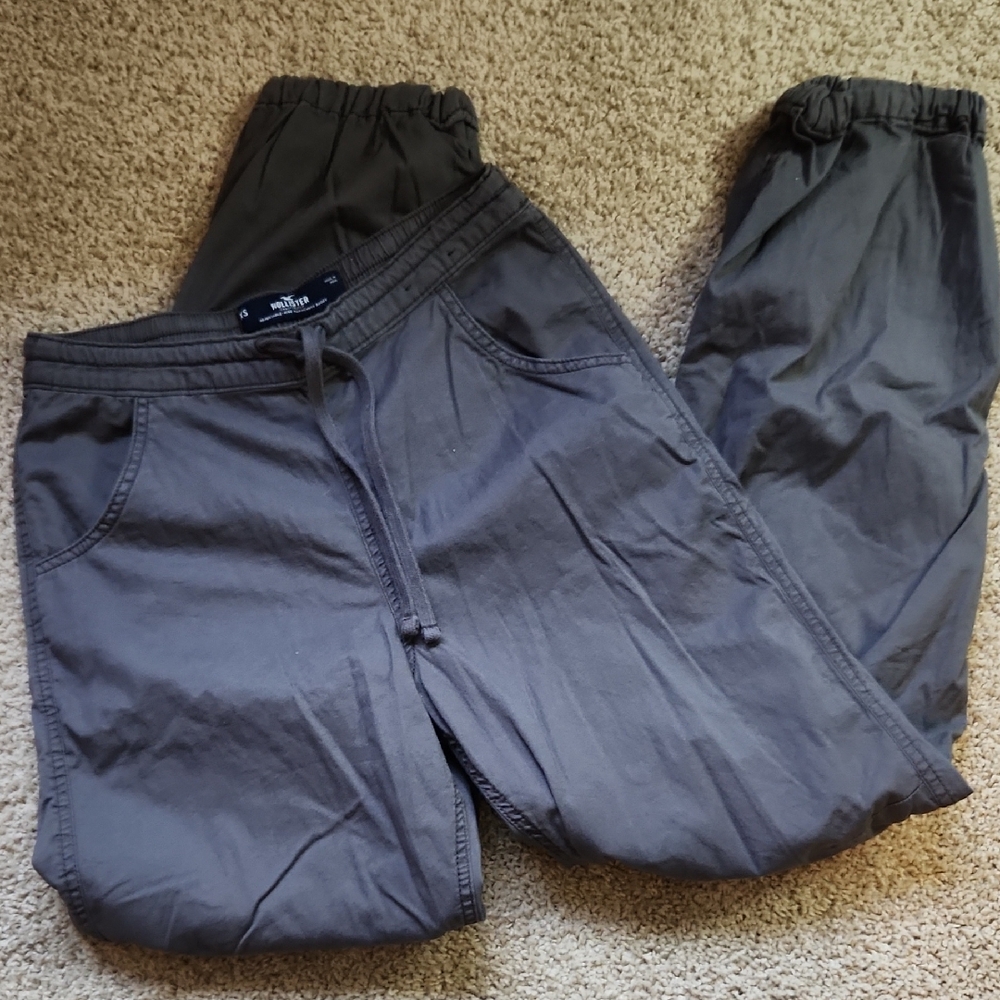 Hollister Womn's Charcoal Adjustable Rise Parachute Baggy